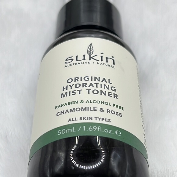 2/$5 or 3/$8 Sukin Original Hydrating Mist Toner In Chamomile & Rose Mini - Picture 2 of 2